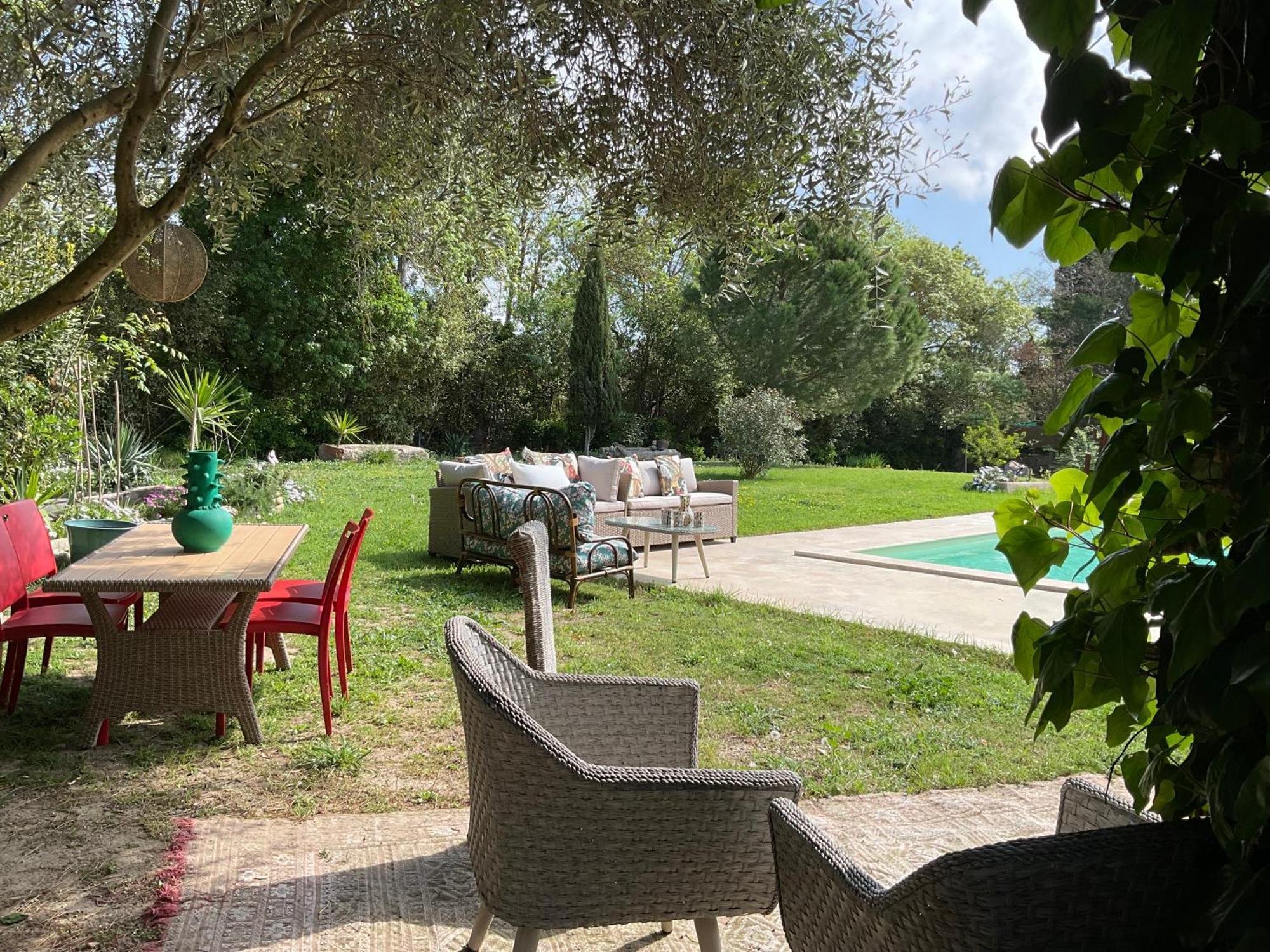 Le Jardin De Lacoste Narbonne Exteriör bild